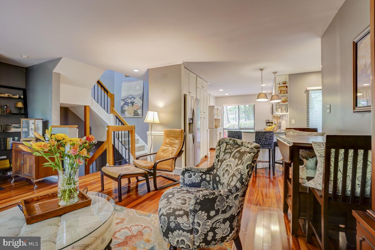 2251 Chestnut Burr Court Reston, VA 20191 - Photo 13 of 47 Gallery Image 13