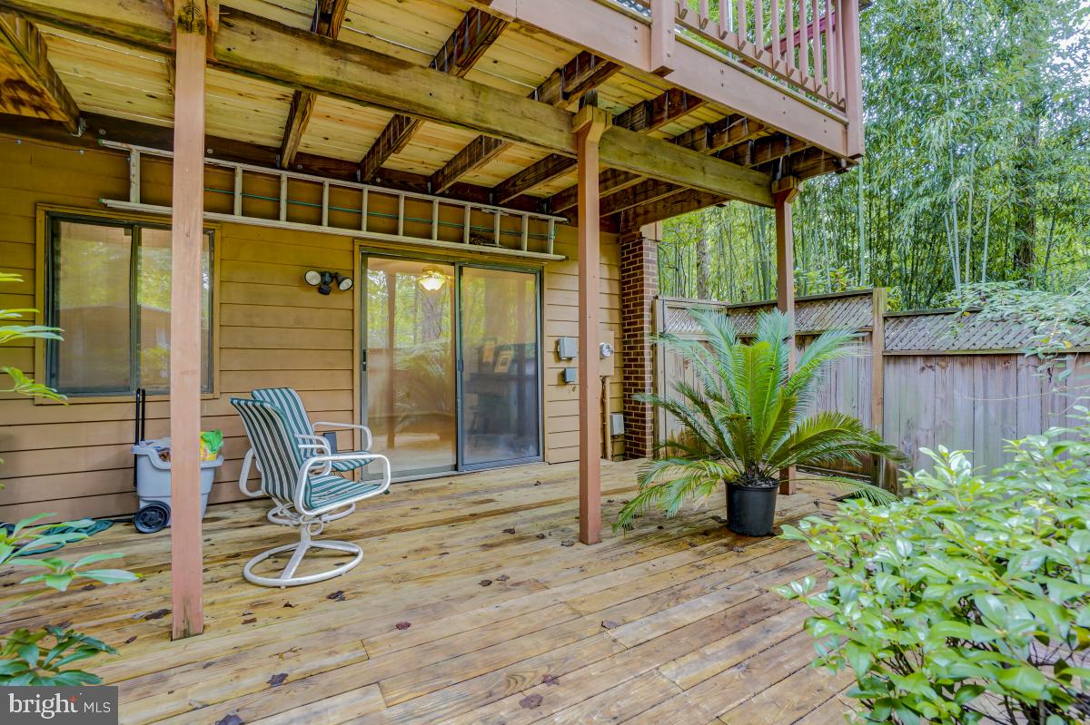 2251 Chestnut Burr Court Reston, VA 20191 - Photo 20 of 47 Gallery Image 20
