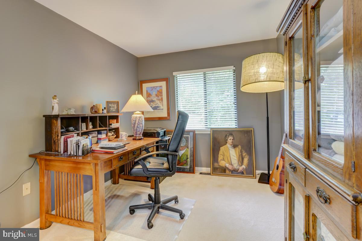 2251 Chestnut Burr Court Reston, VA 20191 - Photo 28 of 47 Gallery Image 28
