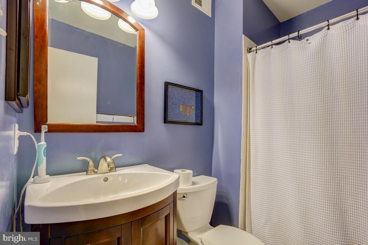 2251 Chestnut Burr Court Reston, VA 20191 - Photo 34 of 47 Gallery Image 34