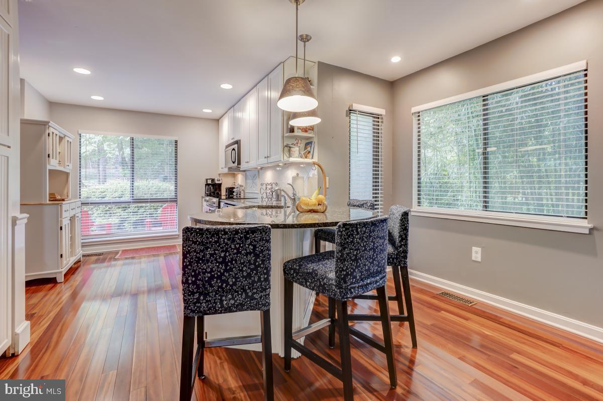 2251 Chestnut Burr Court Reston, VA 20191 - Photo 10 of 47 Gallery Image 10