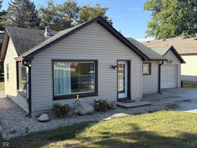 $169,900 | 453 Michigan Street, Clayton, IN 46118
