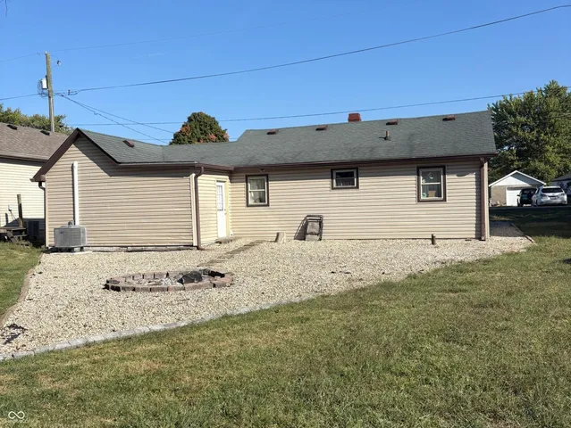 $169,900 | 453 Michigan Street, Clayton, IN 46118