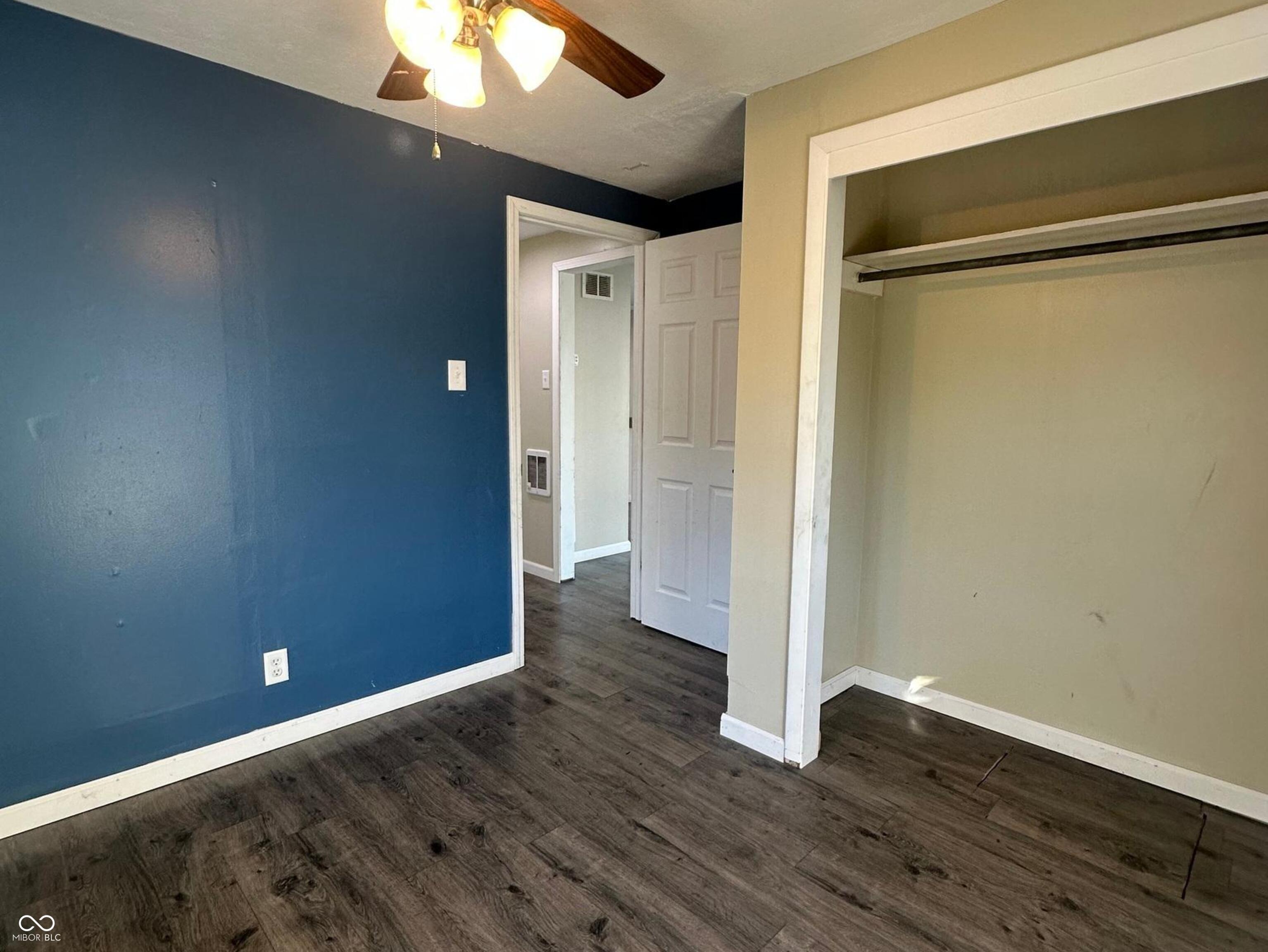 453 Michigan Street Clayton, IN 46118 - Photo 8 of 15