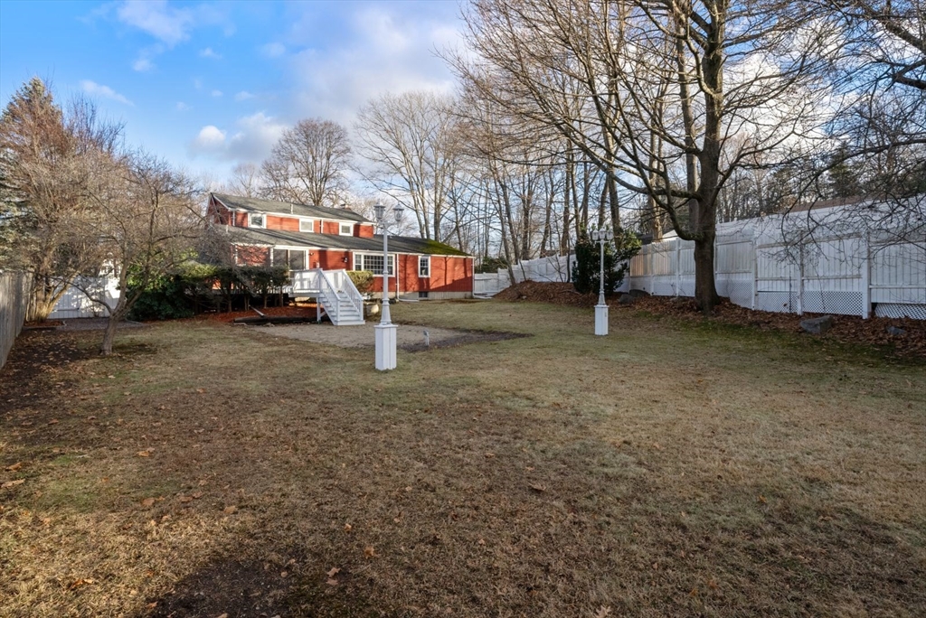6 Windsor Road Stoneham, MA 02180 - Photo 4 of 42 Gallery Image 4