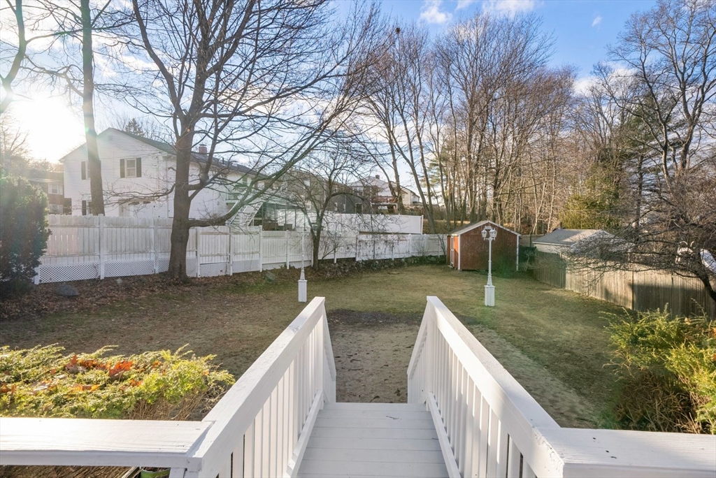 6 Windsor Road Stoneham, MA 02180 - Photo 7 of 42 Gallery Image 7