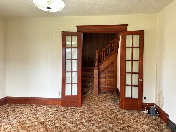 $157,000 | 437 Harrison Street, Miles, IA 52064