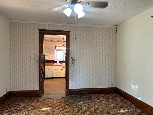 $157,000 | 437 Harrison Street, Miles, IA 52064