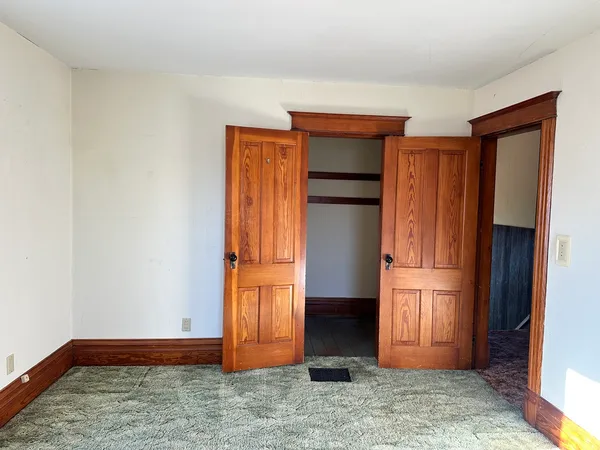 $157,000 | 437 Harrison Street, Miles, IA 52064