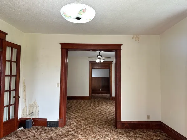 $157,000 | 437 Harrison Street, Miles, IA 52064