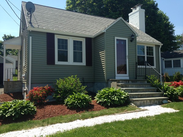 6 Manor Road Auburn, MA 01501 - Photo 2 of 14 Gallery Image 2