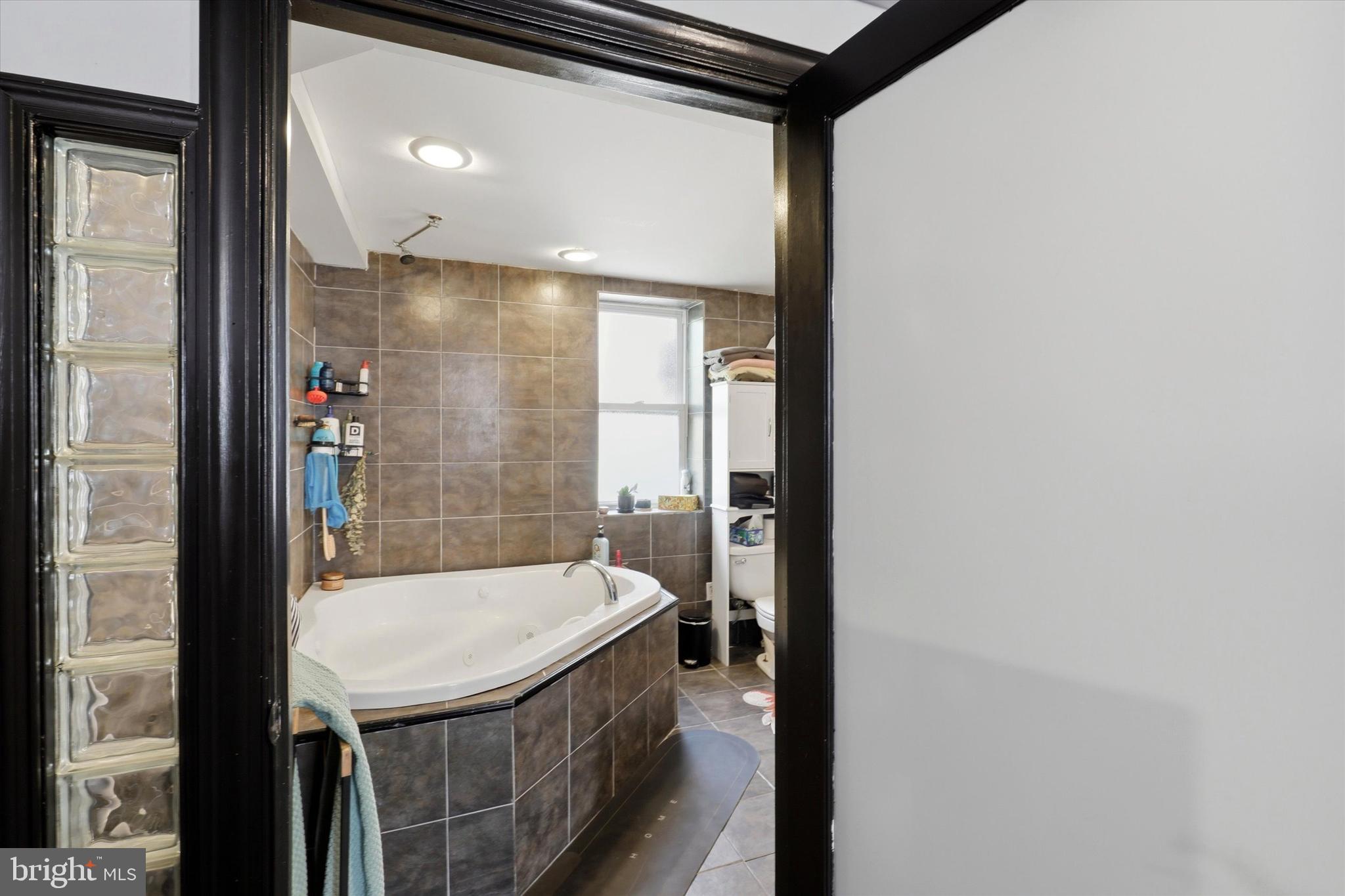 2202 Swede Road East Norriton, PA 19401 - Photo 23 of 40