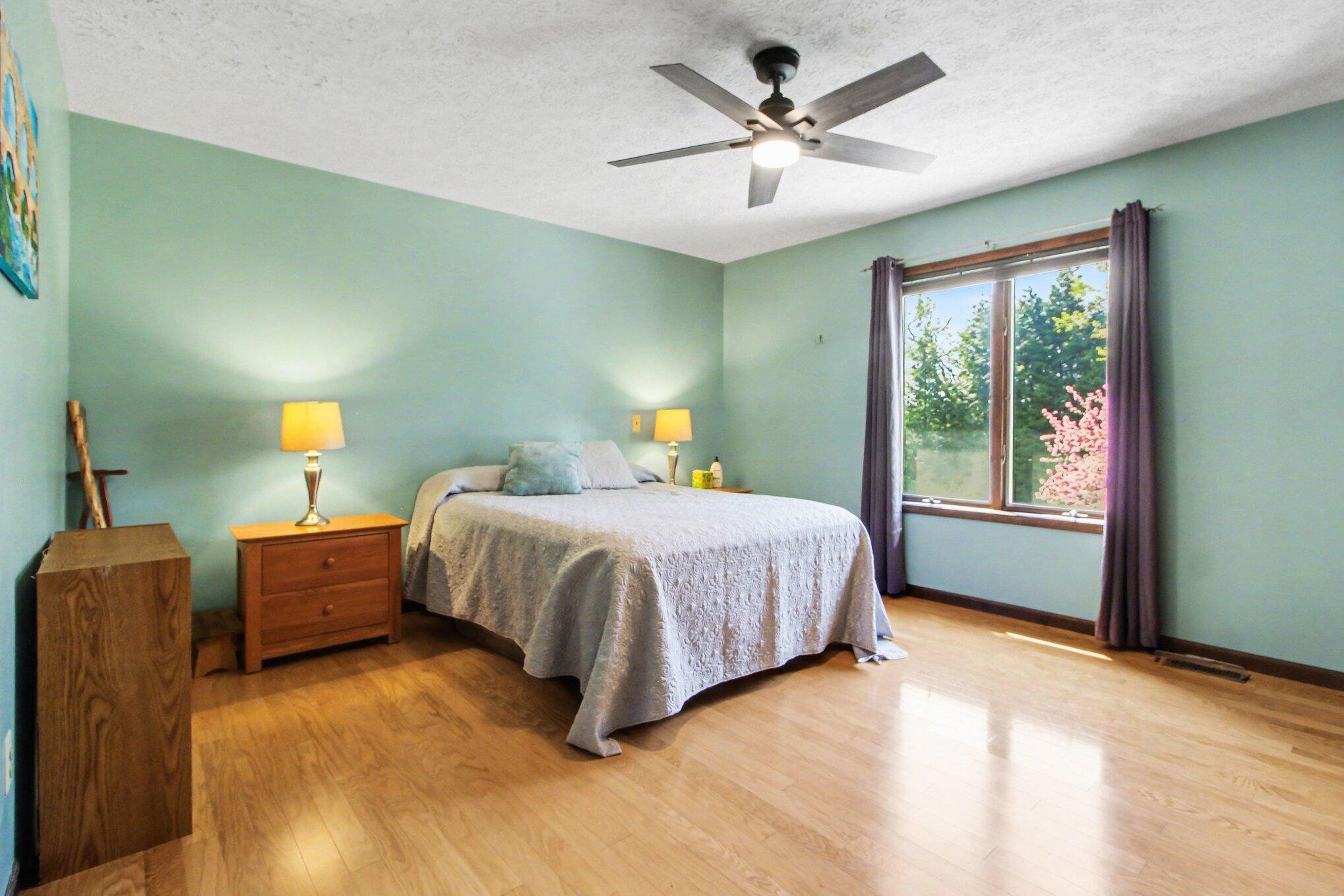 165 Judd Road Milan, MI 48160 - Photo 14 of 33 014_file_3495