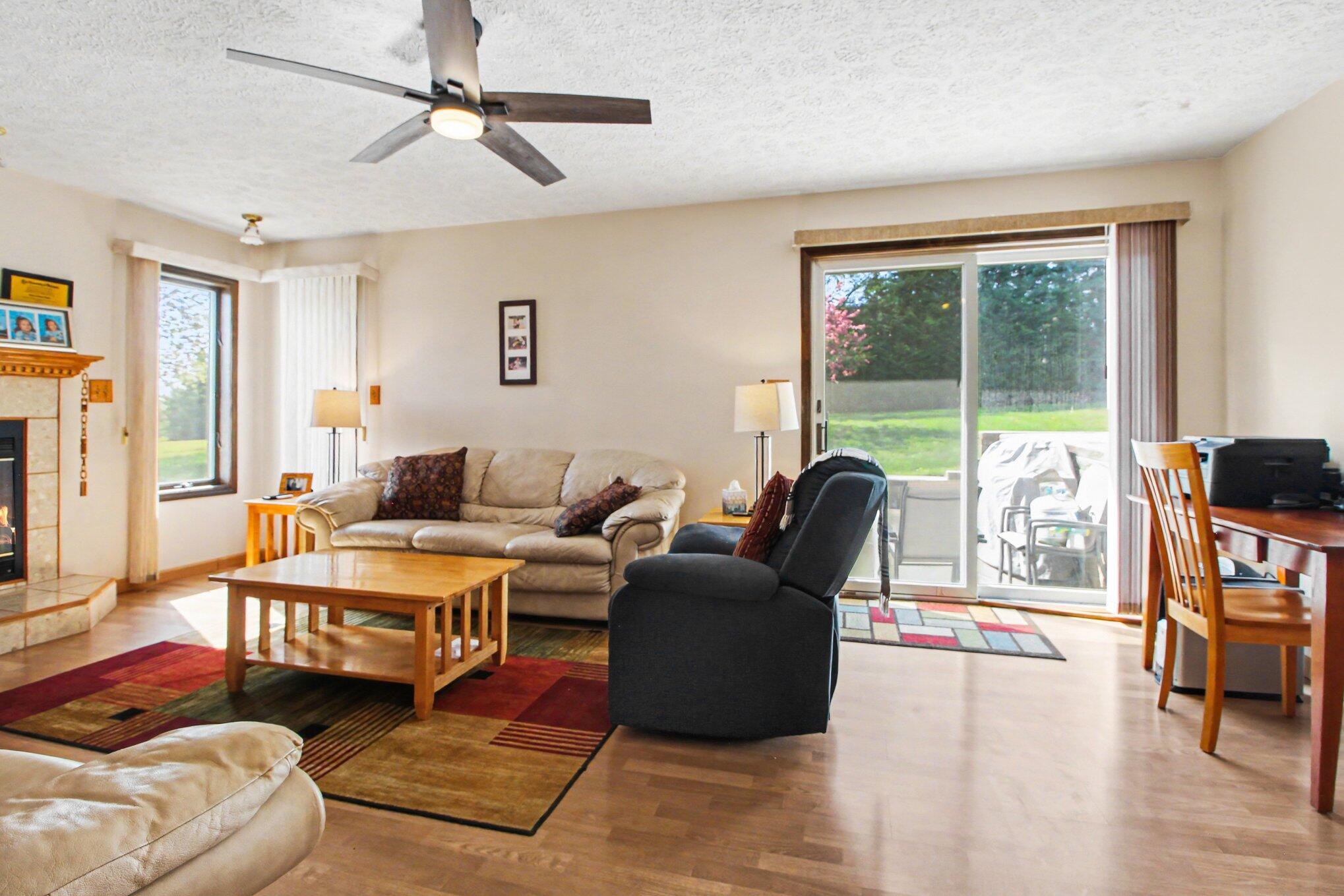 165 Judd Road Milan, MI 48160 - Photo 5 of 33 005_file_5205
