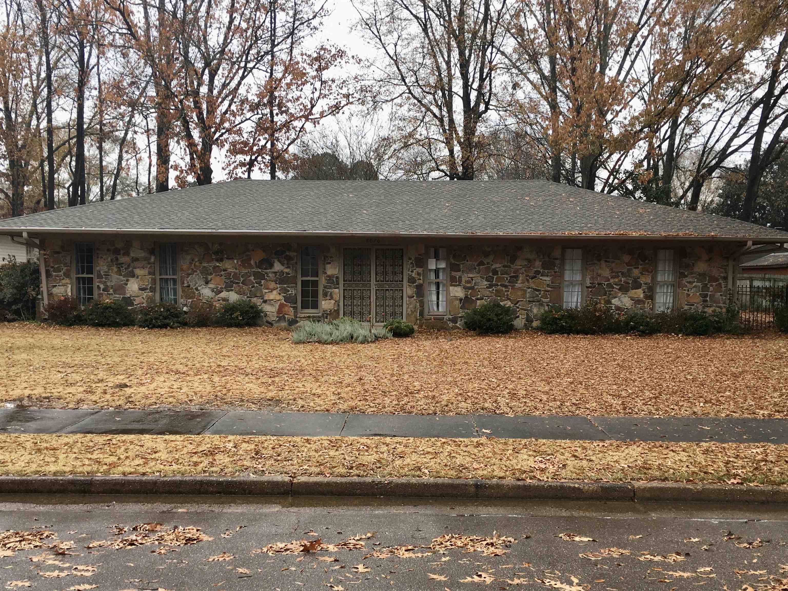 8070 Neshoba Road Germantown, TN 38138 - Photo 1 of 21 Gallery Image 1