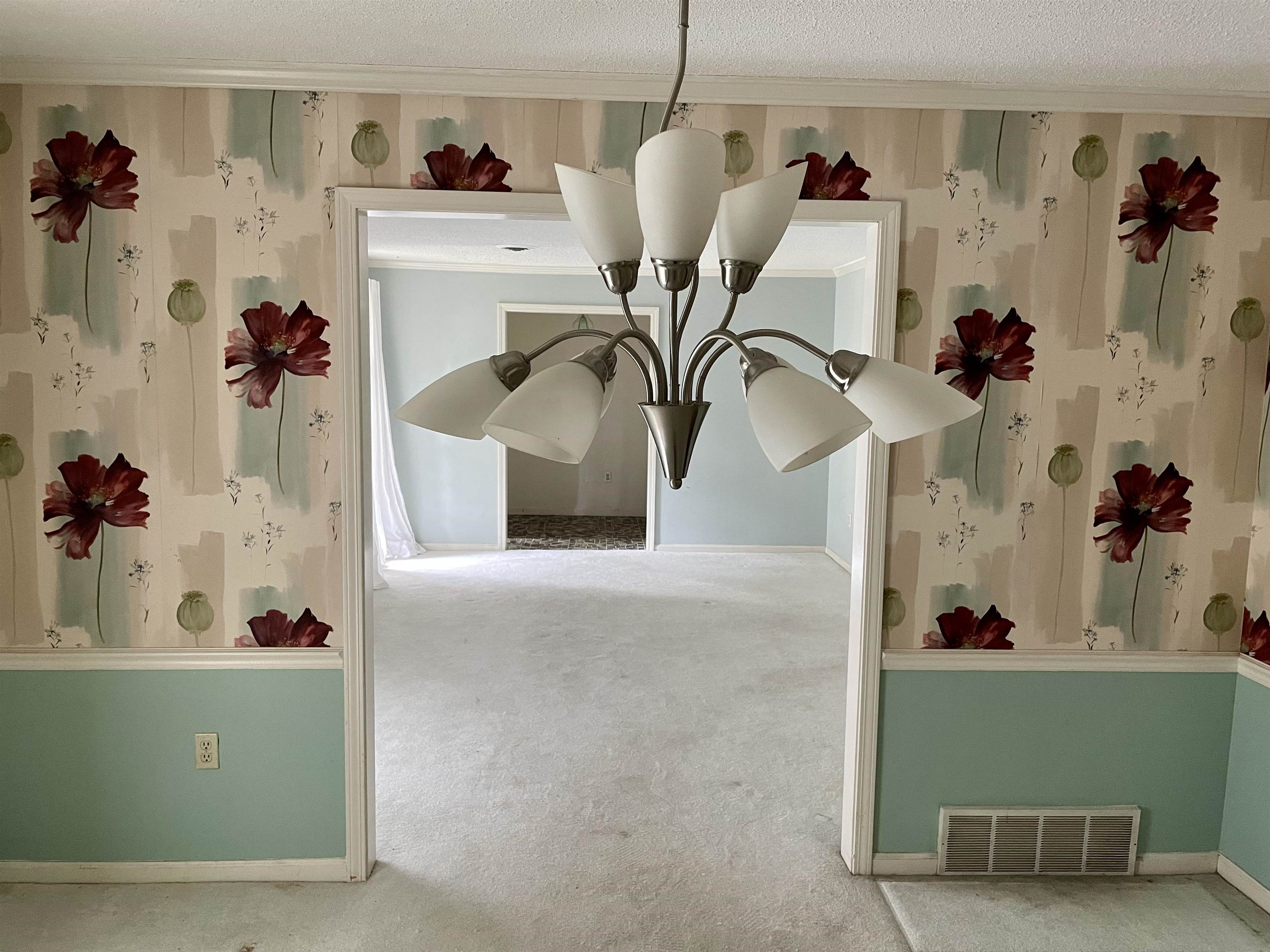 8070 Neshoba Road Germantown, TN 38138 - Photo 6 of 21 Gallery Image 6