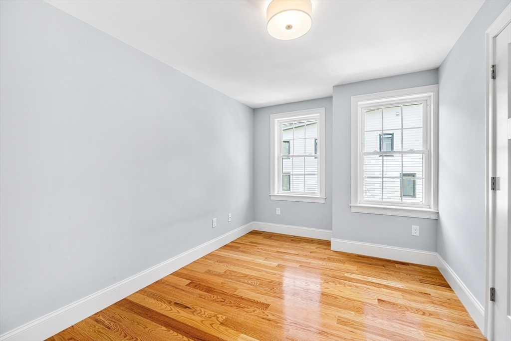 10-12 Edith Street, Unit 10 Arlington, MA 02474 - Photo 13 of 32