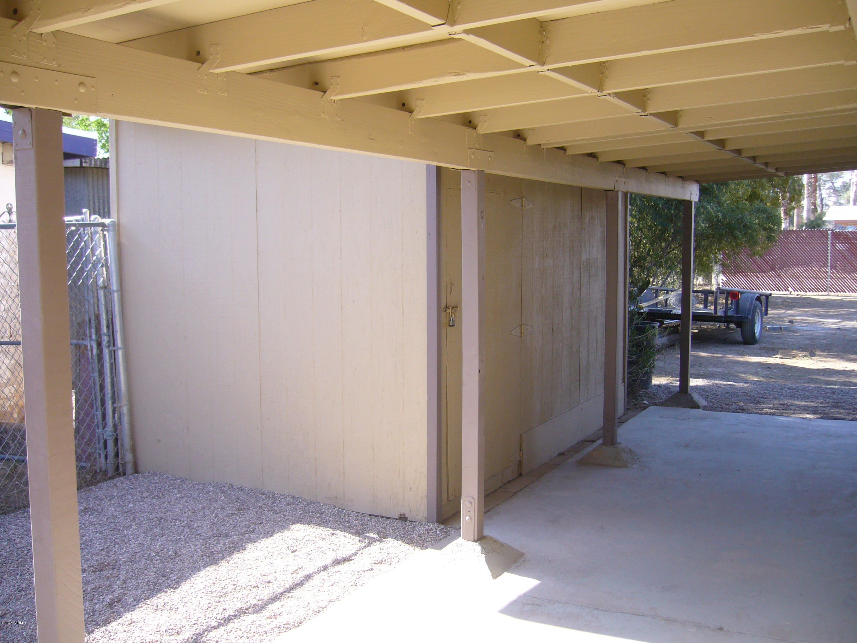 1243 West Kleindale Road Tucson, AZ 85705 - Photo 2 of 46 a view of entryway