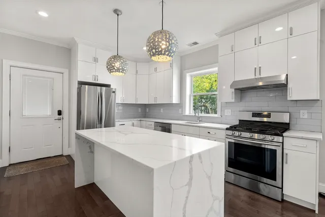 $629,000 | 301 Saratoga Street, Unit 2, Boston, MA 02128