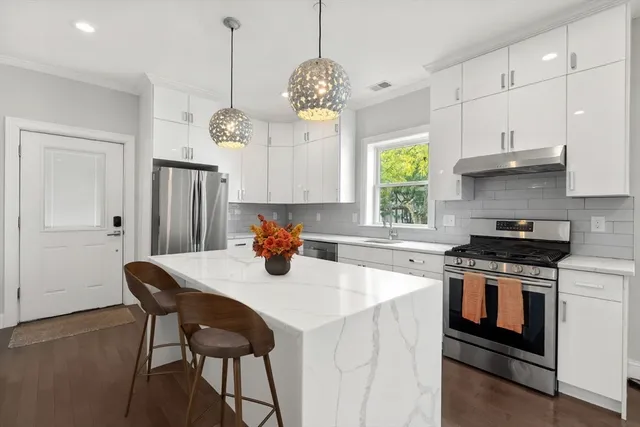 $629,000 | 301 Saratoga Street, Unit 2, Boston, MA 02128