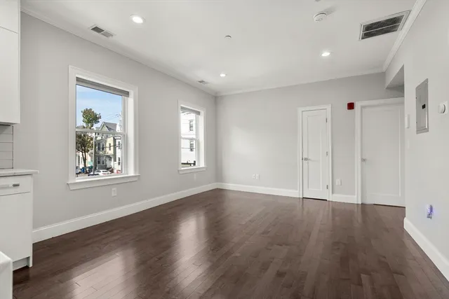 $629,000 | 301 Saratoga Street, Unit 2, Boston, MA 02128