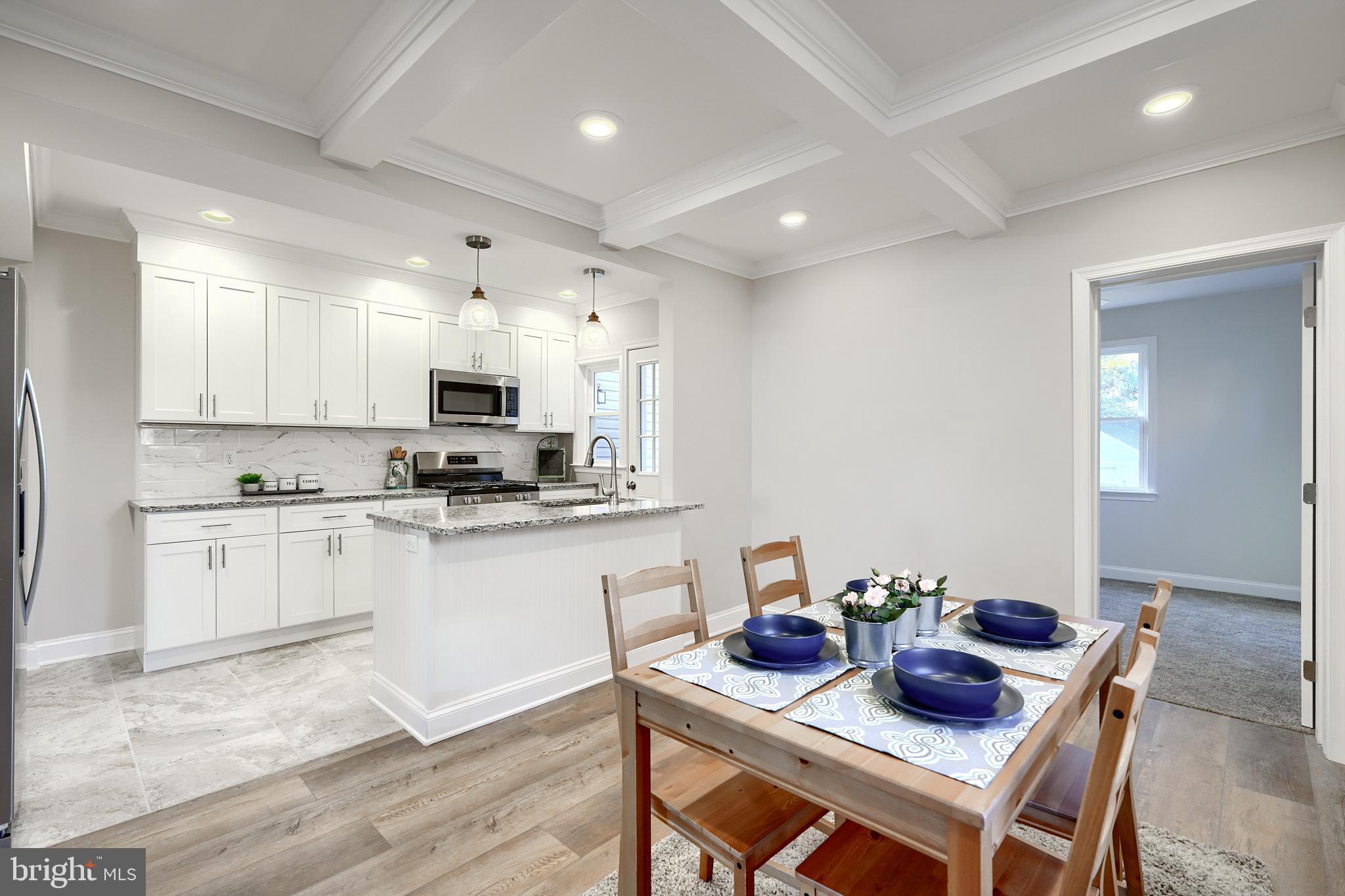 4313 Hamilton Avenue Baltimore, MD 21206 - Photo 11 of 45 Dining Room/Kitchen