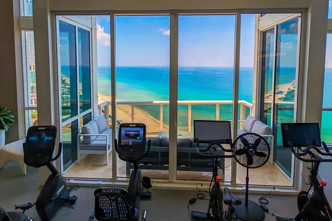 $1,165,000 | 18201 Collins Avenue, Unit 3301A, North Miami Beach, FL 33160