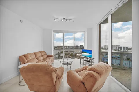$1,165,000 | 18201 Collins Avenue, Unit 3301A, North Miami Beach, FL 33160