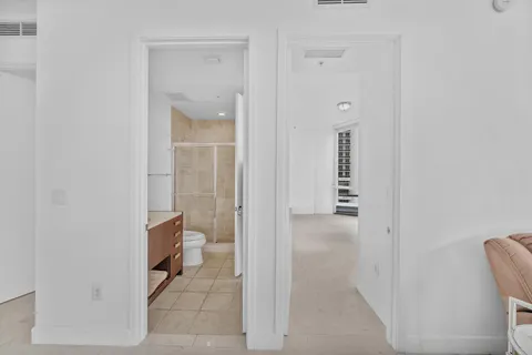 $1,165,000 | 18201 Collins Avenue, Unit 3301A, North Miami Beach, FL 33160