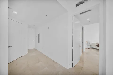 $1,165,000 | 18201 Collins Avenue, Unit 3301A, North Miami Beach, FL 33160