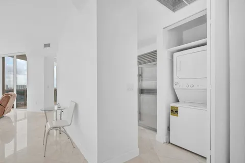 $1,165,000 | 18201 Collins Avenue, Unit 3301A, North Miami Beach, FL 33160