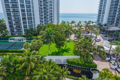 $1,165,000 | 18201 Collins Avenue, Unit 3301A, North Miami Beach, FL 33160