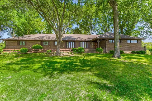 $599,000 | 33400 East Truman Road, Grain Valley, MO 64029