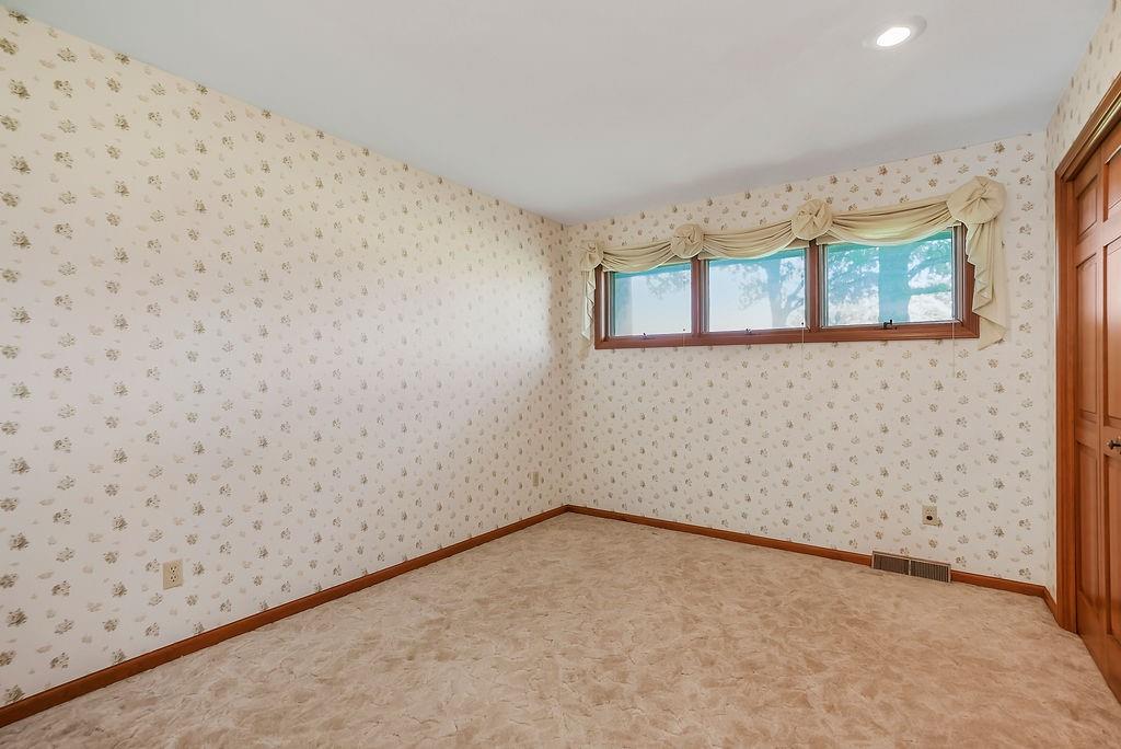 33400 East Truman Road Grain Valley, MO 64029 - Photo 19 of 49