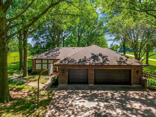 $599,000 | 33400 East Truman Road, Grain Valley, MO 64029