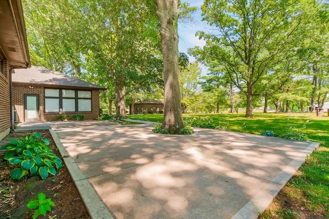 $599,000 | 33400 East Truman Road, Grain Valley, MO 64029