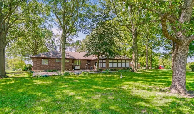 $599,000 | 33400 East Truman Road, Grain Valley, MO 64029