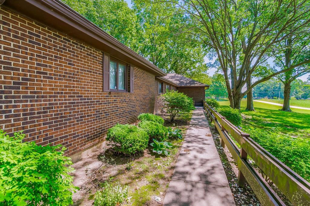 33400 East Truman Road Grain Valley, MO 64029 - Photo 6 of 49