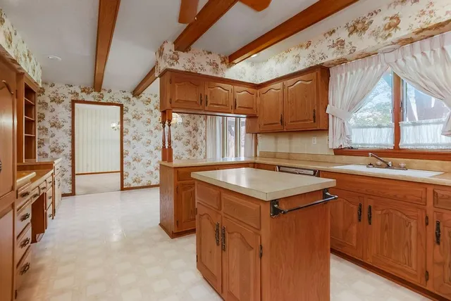 $599,000 | 33400 East Truman Road, Grain Valley, MO 64029