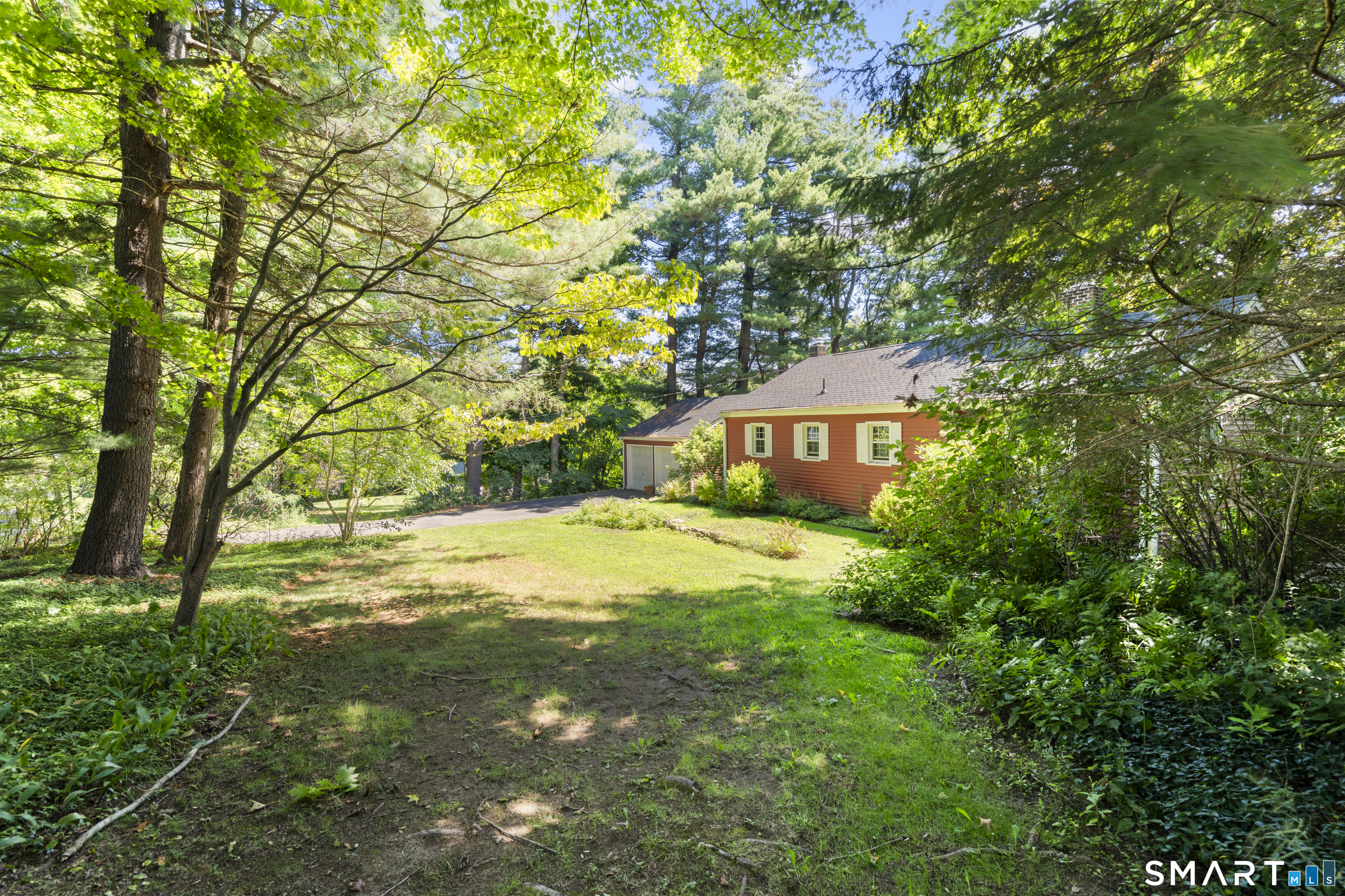39 Killorin Road Watertown, CT 06795 - Photo 2 of 31 Gallery Image 2