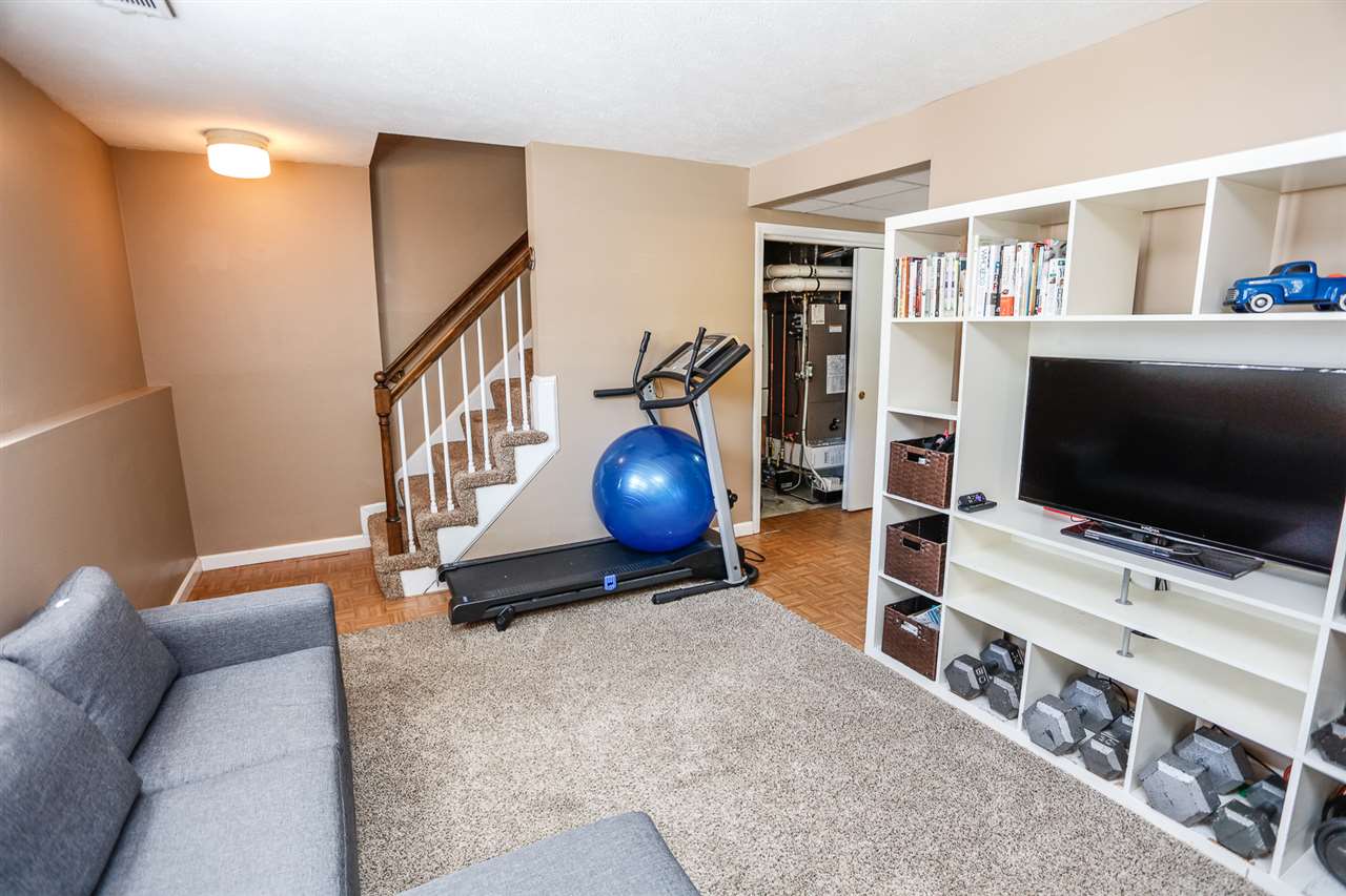 49 Derryfield Court, Unit 49 Manchester, NH 03104 - Photo 20 of 30