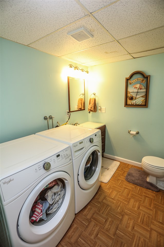 49 Derryfield Court, Unit 49 Manchester, NH 03104 - Photo 22 of 30