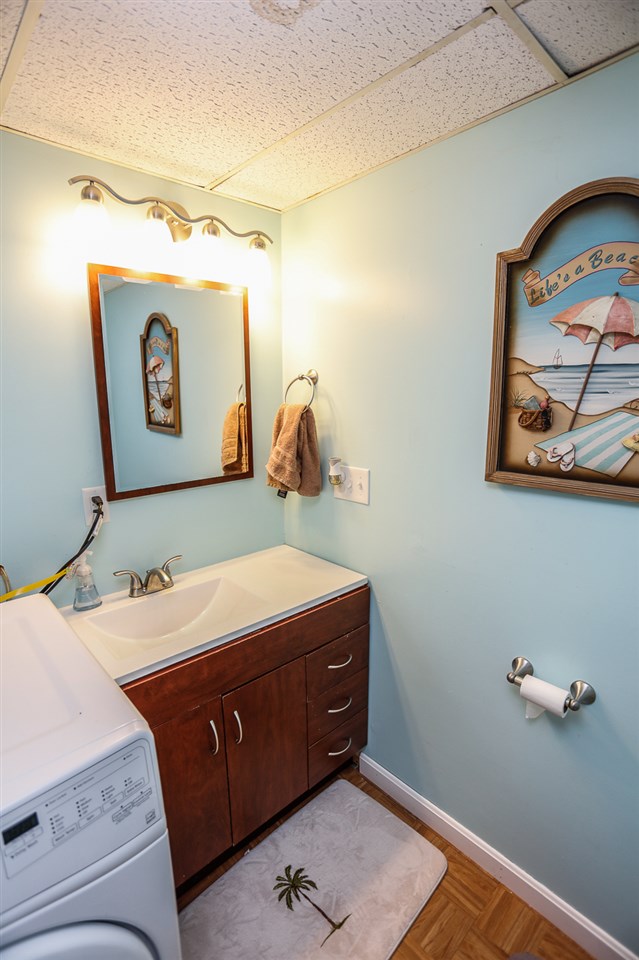 49 Derryfield Court, Unit 49 Manchester, NH 03104 - Photo 23 of 30