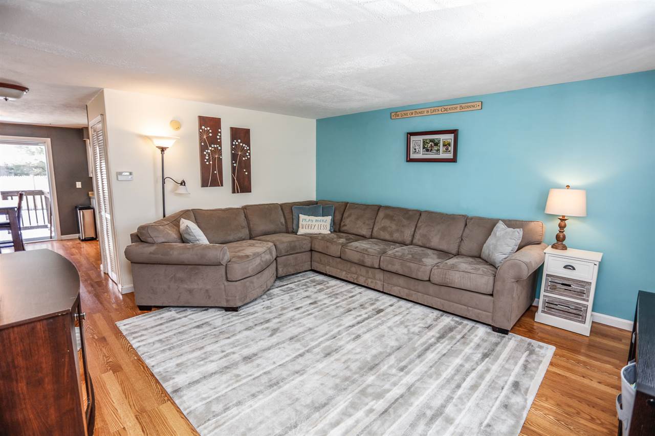 49 Derryfield Court, Unit 49 Manchester, NH 03104 - Photo 8 of 30