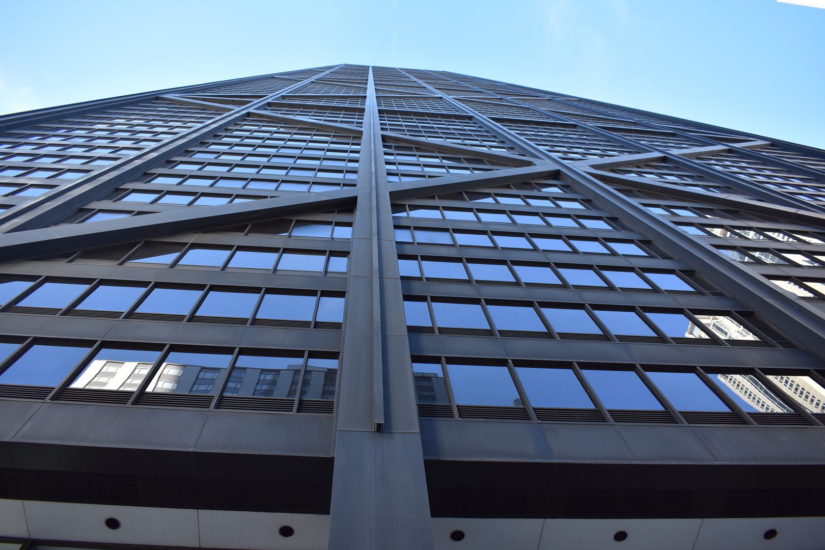175 East Delaware Place, Unit 5501 Chicago, IL 60611 - Photo 2 of 37 a view of a balcony