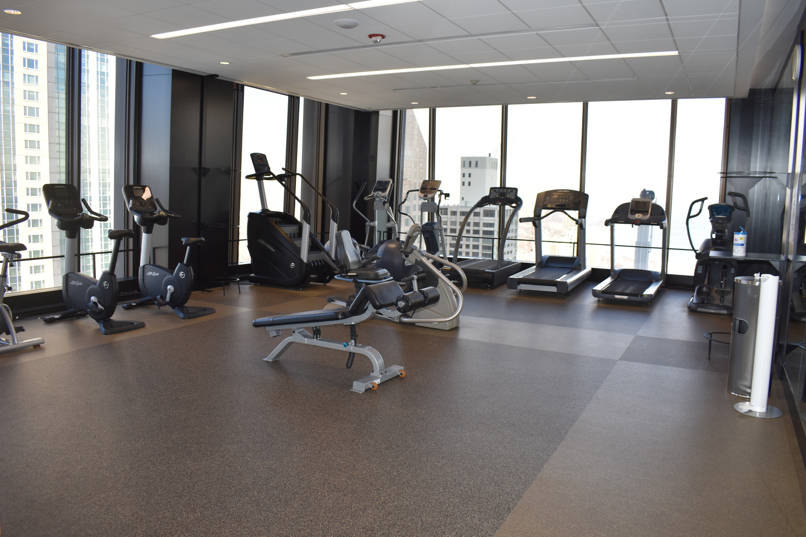 175 East Delaware Place, Unit 5501 Chicago, IL 60611 - Photo 34 of 37 a view of a room with gym equipment
