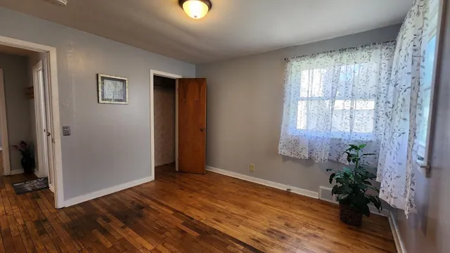 $2,950 | 201 North Owen Drive, Madison, WI 53705