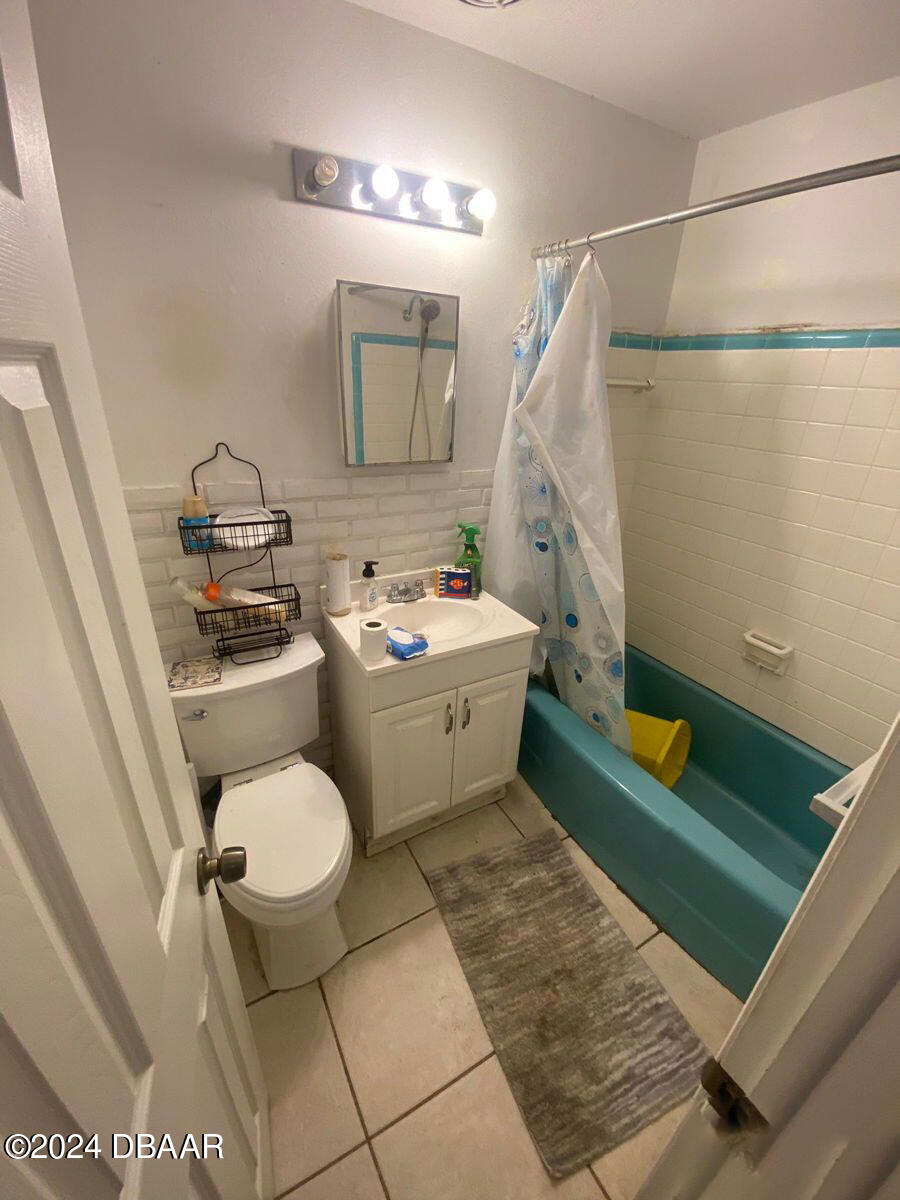 508 Hedge Row Road Brandon, FL 33510 - Photo 13 of 34 3375335