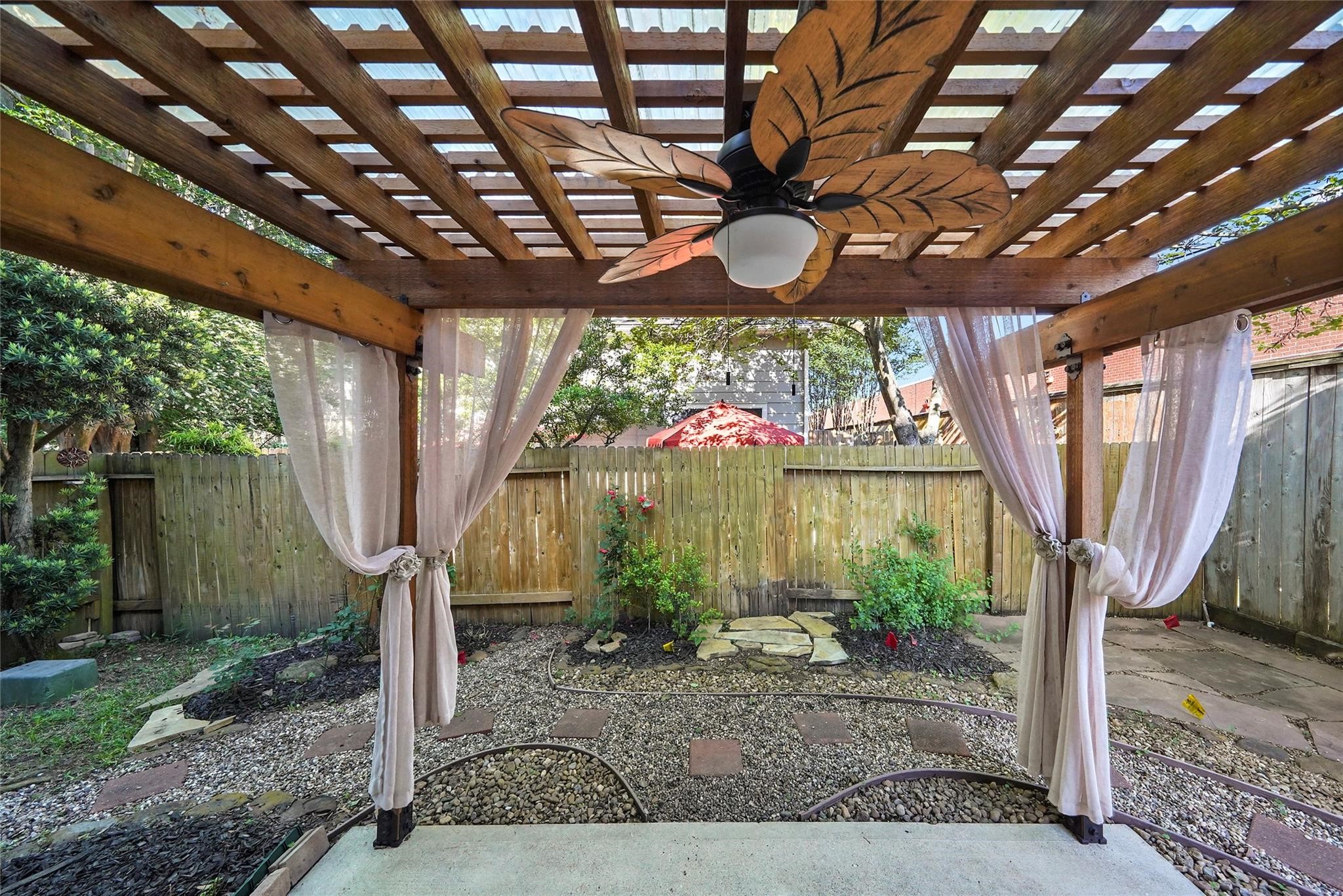 2351 Summit Way Court Houston, TX 77339 - Photo 29 of 31