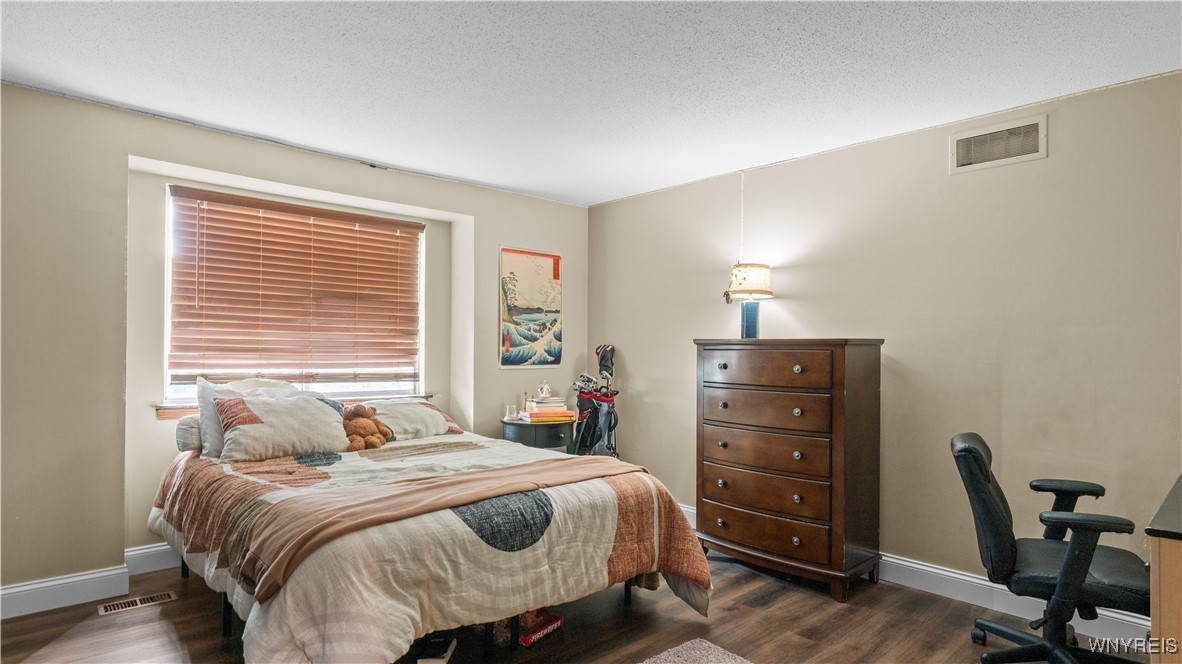 32 Harrogate Square Amherst, NY 14221 - Photo 23 of 35